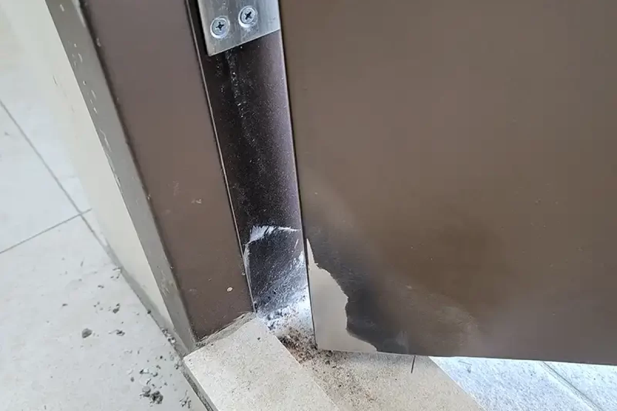 門窗醫美-台北家具改色-新北門窗改色-台北鋁門窗烤漆-新北鋁門窗烤漆_projects_大門修復_018