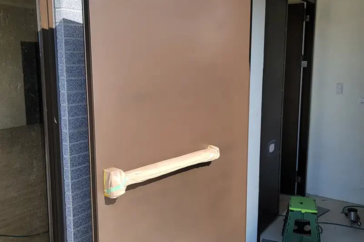 門窗醫美-台北家具改色-新北門窗改色-台北鋁門窗烤漆-新北鋁門窗烤漆_projects_大門修復_03