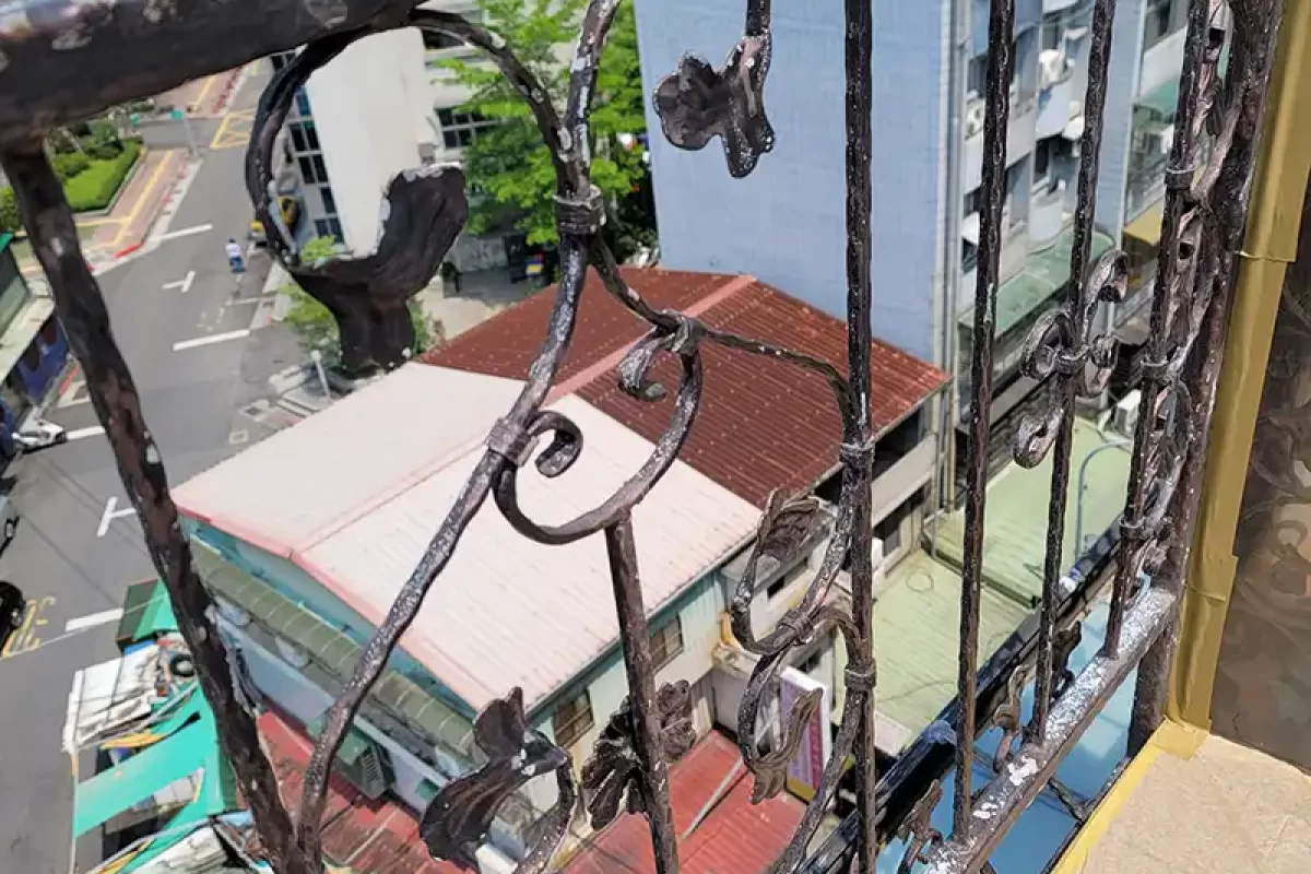 門窗醫美-台北家具改色-新北門窗改色-台北鋁門窗烤漆-新北鋁門窗烤漆_projects_金屬、鐵件_01